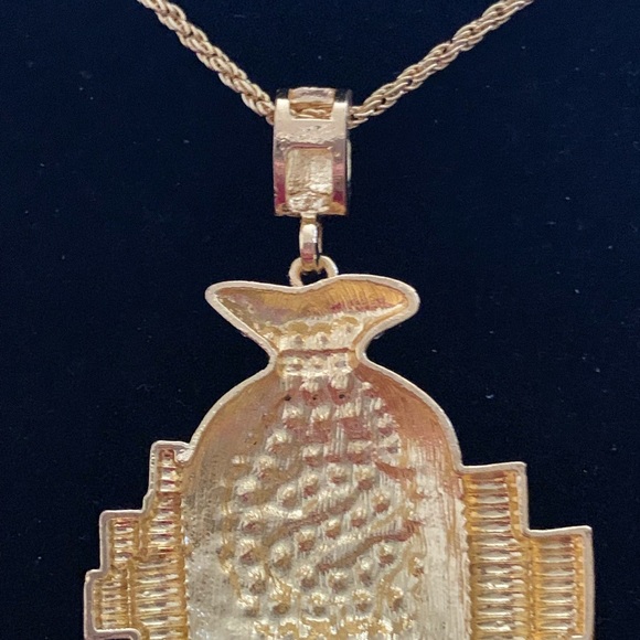 Pendant Charm Necklace - Picture 2 of 3